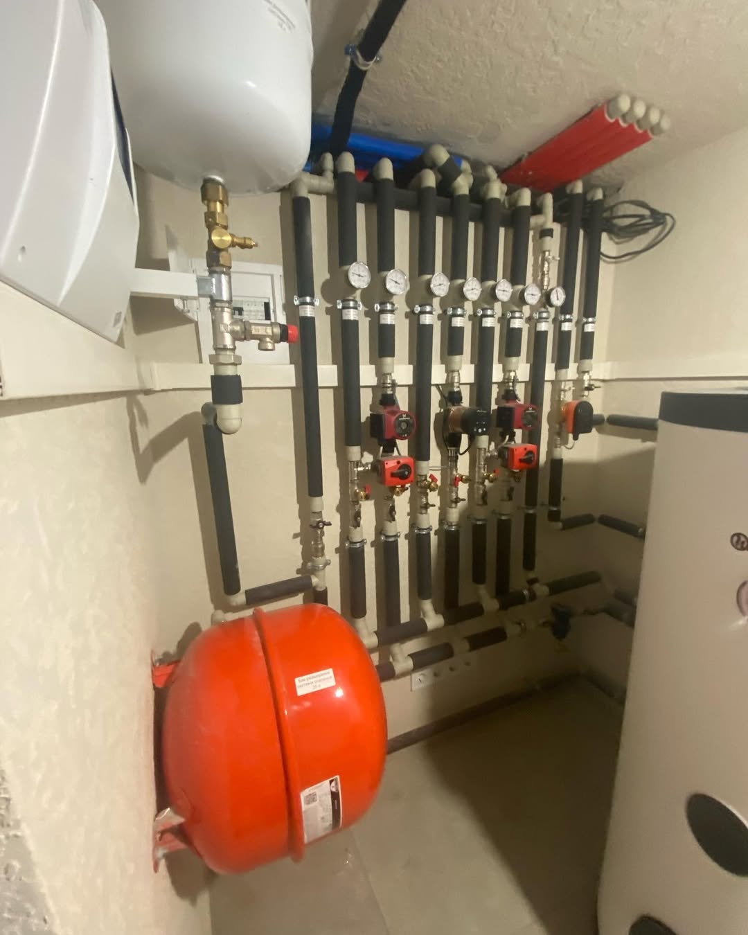 Тепловий насос Gree та котел Protherm